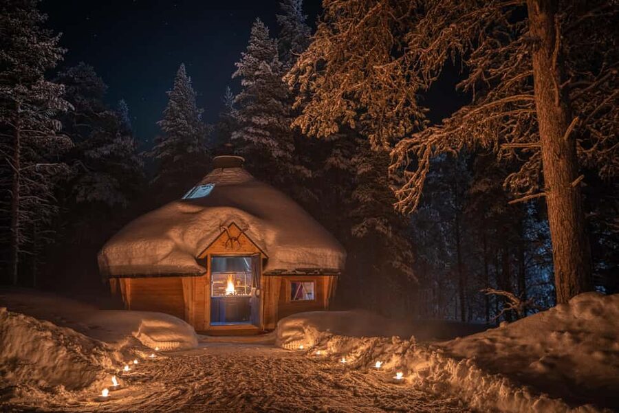 Saariselkä: Reindeer Farm Experience with Snack and Drinks - The 45-Minute Guided Reindeer Visit in Laanila