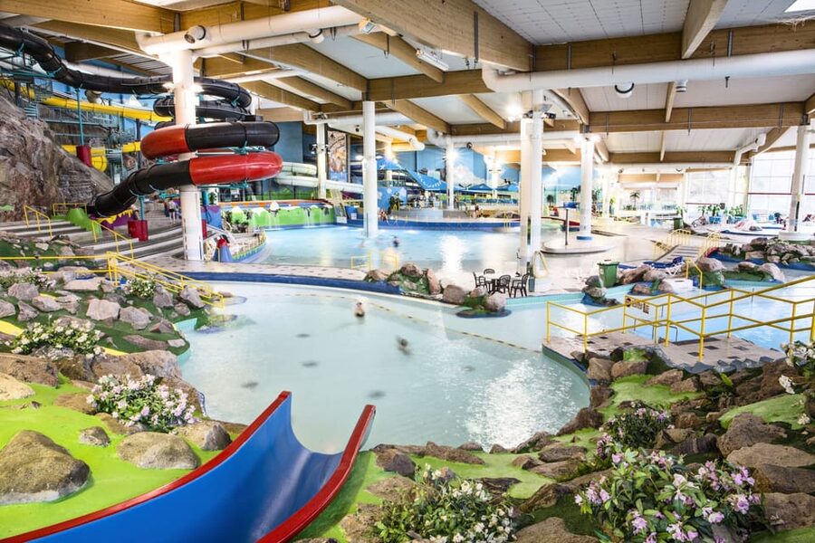 Serena Water Park Day Ticket - Pools, jacuzzis, and saunas for when your legs need a break