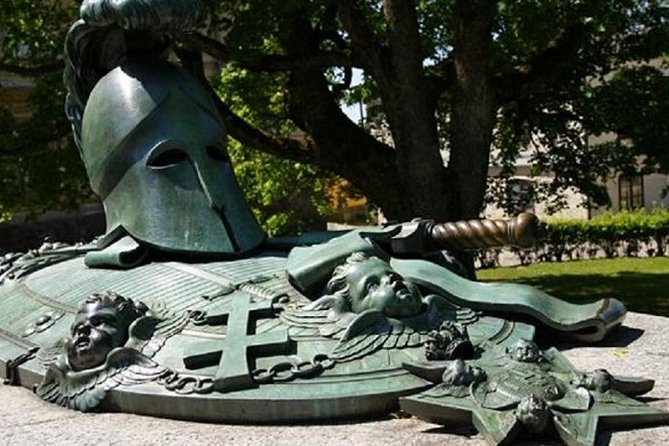 Shore Excursion- City sightseeing and Suomenlinna from Helsinki Harbors - Who should book this tour, and who should skip it