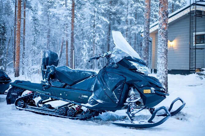Small Group: Snowmobile Safari from Riverside Lodge 3h - The “Secret” Riverbank Start: Quieter Trails Outside Levi
