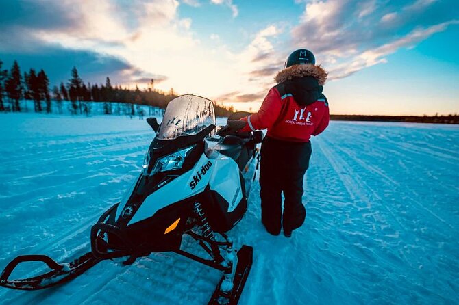 Snowmobile and Ice Fishing Experience - Why this snowmobile plus ice-fishing combo works in Rovaniemi