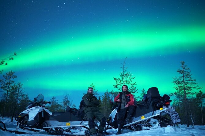 Snowmobile Photography Trip to the Aurora - Rovaniemi Pickup and the 6:30 pm Timing Detail That Actually Matters