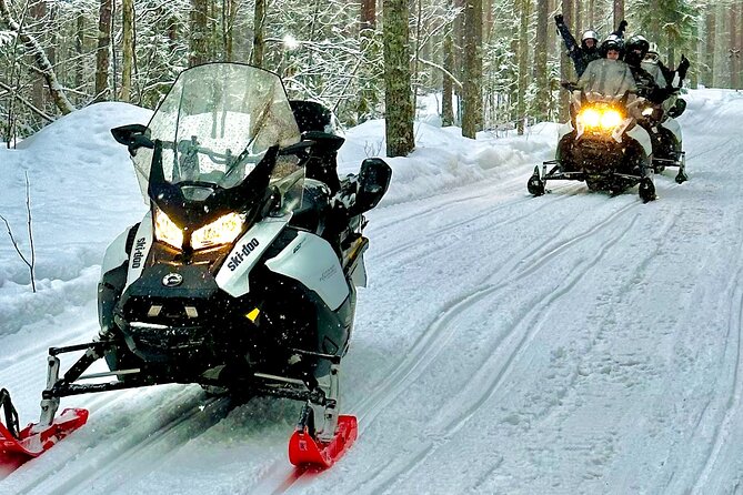 Snowmobile Safari to Arctic Nature - From Pekankatu 3 to the Snowmobiles: Pickup and Timing You Can Plan Around