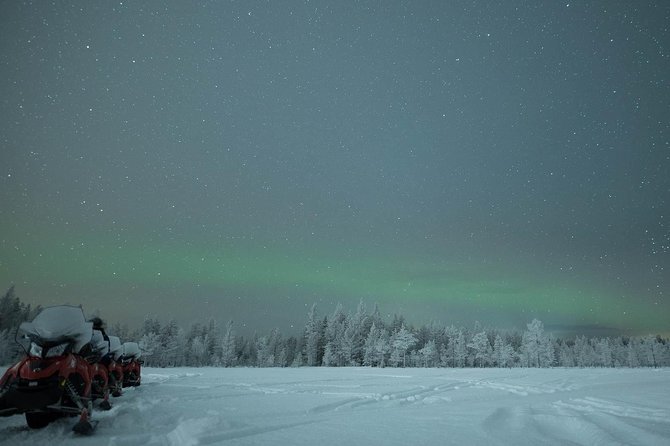 Snowmobile Safari to Search for the Northern Lights - What you do during the stops: scenery, warmth, and that warm drink