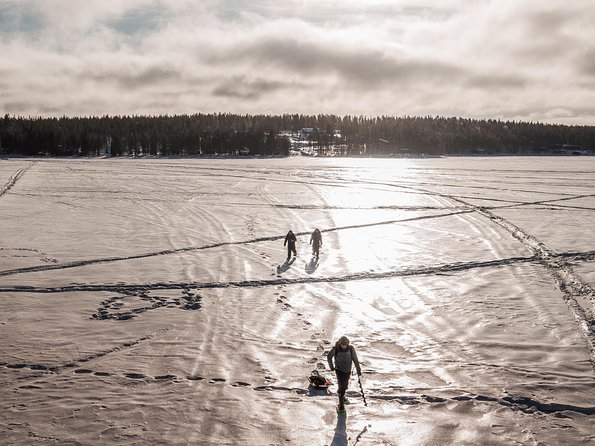 Snowshoeing and Ice Fishing Tour - Group size, guide style, and the vibe in the cold