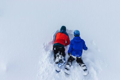 Snowshoeing tour with Wild Lunch