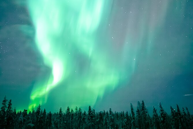 The Ultimate Guaranteed Aurora Hunt - Finland, Sweden, or Norway: what cross-border chasing changes for you