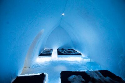 To the Kingdom of Snow and Ice – Full day snowmobile safari to ice hotel