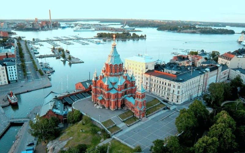 Ultimate Helsinki & Porvoo Tour- Private Car & Local Stories - Brunberg Chocolate Factory Outlet: the sweet Finland stop that works for adults and kids