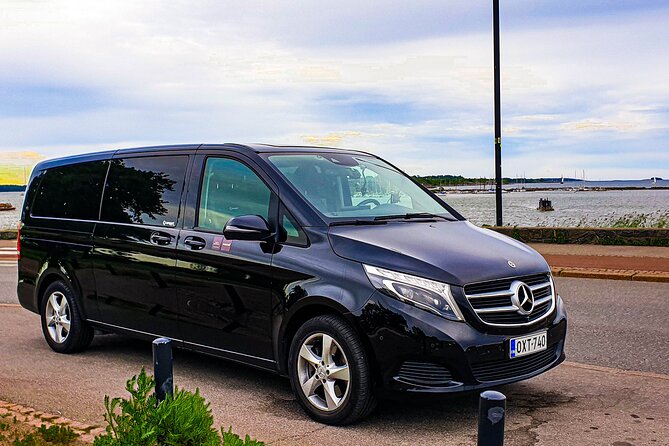 VIP Airport Transfer by new cars in Helsinki - From taxi chaos to a calm start: why this transfer works in Helsinki