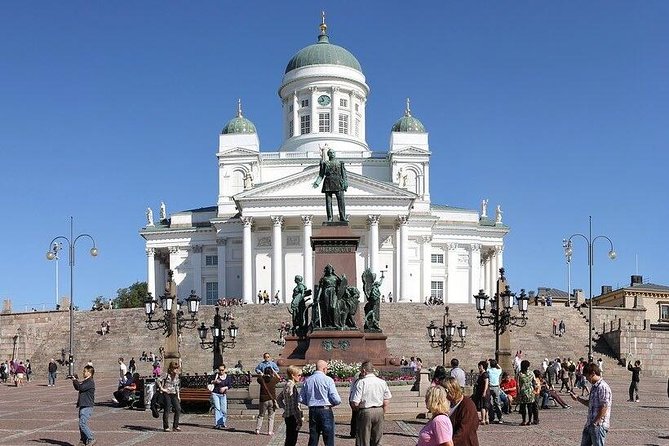 Walking tour with a Wilderness Guide - Why this 2 to 3 hour Helsinki walk hits the right sweet spot