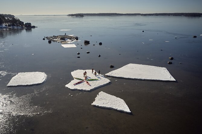 Winter kayaking in Eastern Helsinki archipelago - Small group energy: what max 6 means on the water
