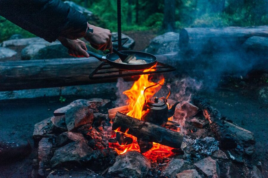 Ylläs: Forest Hike with Snowshoes - Winter Clothing: The Real Comfort Hack in Lapland