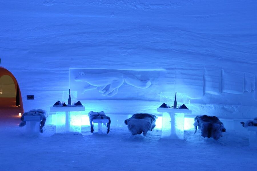Ylläs: Snowmobile Tour to Arctic Snow Village & Snack - Snowmobile Instructions, Safety, and the Driver Rules That Matter